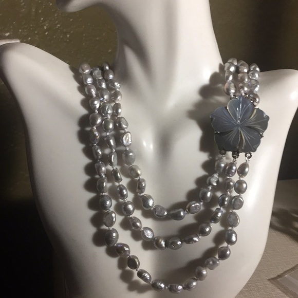 Jewelry - NEW 3 rows 7/8mm Gray Baroque cultured pearl SET